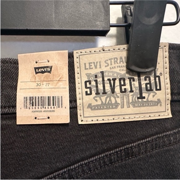Levi’s SilverTab High-Waisted Mom Jean, Vintage Style, 30X27 - Picture 5 of 7